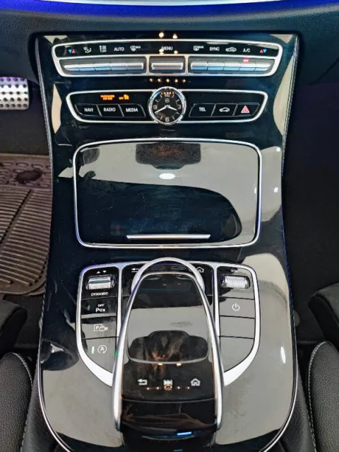 Mercedes E 220 d Premium Plus 4matic auto - Immagine 16