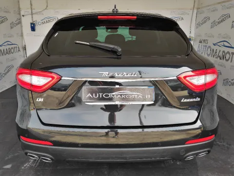 Maserati Levante 3.0 V6 275cv auto - Immagine 7