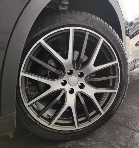 Maserati Levante 3.0 V6 275cv auto - Immagine 27