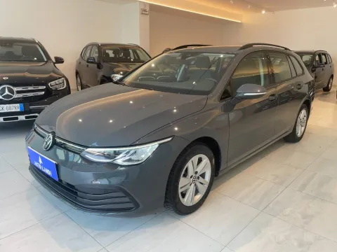 Volkswagen Golf Variant 1.5 etsi evo Life 130cv dsg - Immagine 1
