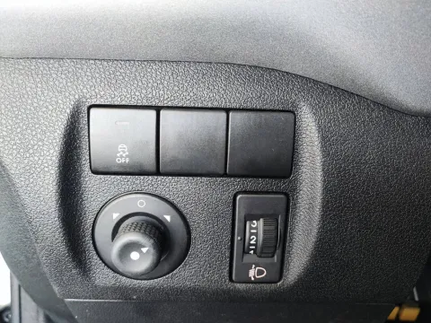 Peugeot Partner Tepee 1.6 bluehdi (extreme) Active traction control Plus 4x4 100cv - Immagine 13