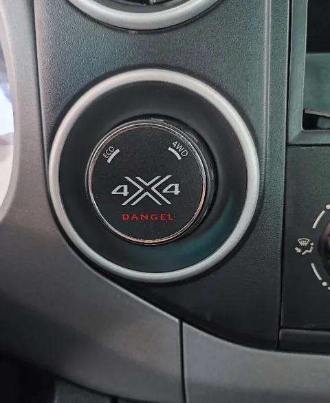 Peugeot Partner Tepee 1.6 bluehdi (extreme) Active traction control Plus 4x4 100cv - Immagine 15