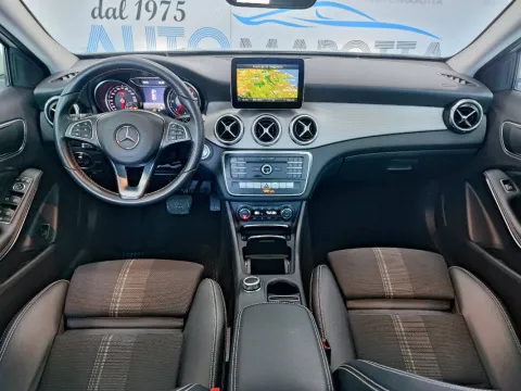 Mercedes GLA 200 d Sport auto - Immagine 8