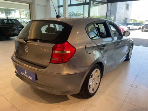 BMW 116d 5p 2.0 Eletta 116cv dpf - Immagine 4