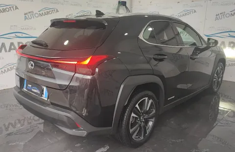 Lexus UX 250h 2.0 Premium 2wd cvt - Immagine 6