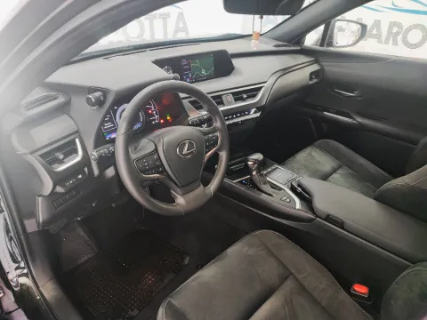 Lexus UX 250h 2.0 Premium 2wd cvt - Immagine 11