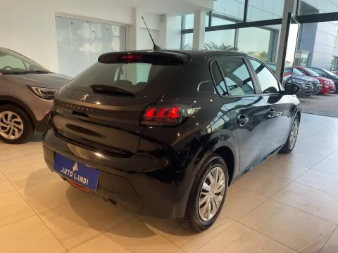 Peugeot 208 1.2 puretech Like s&s 75cv - Immagine 5