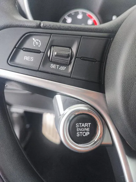 Alfa Romeo Giulia 2.2 t Super 150cv auto - Immagine 14
