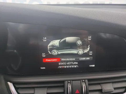 Alfa Romeo Giulia 2.2 t Super 150cv auto - Immagine 16