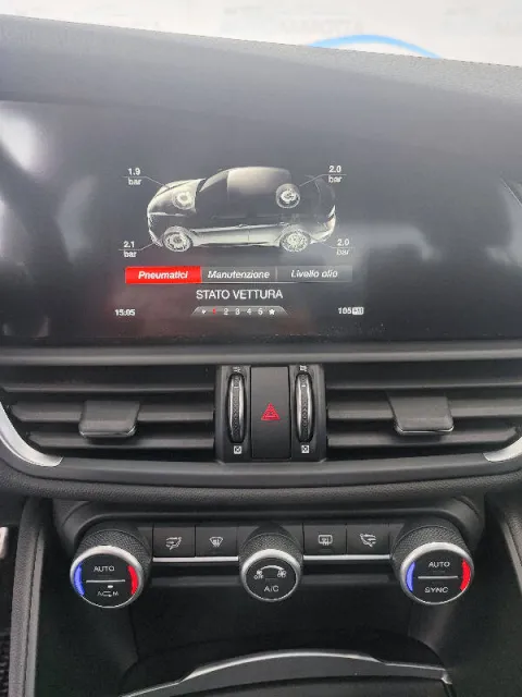 Alfa Romeo Giulia 2.2 t Super 150cv auto - Immagine 17
