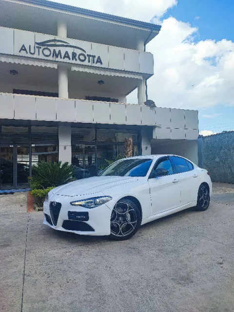 Alfa Romeo Giulia 2.2 t Super 150cv auto - Immagine 22