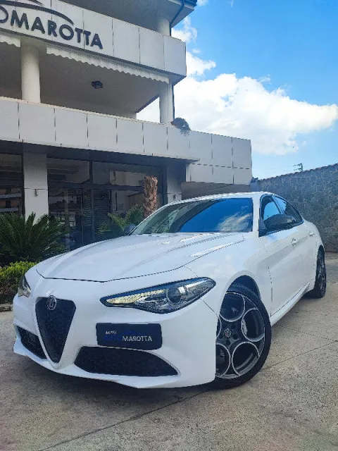 Alfa Romeo Giulia 2.2 t Super 150cv auto - Immagine 23