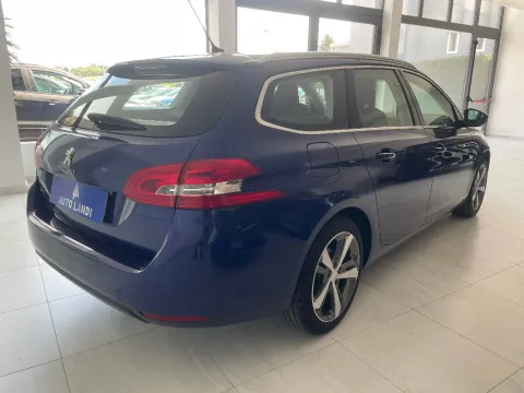 Peugeot 308 SW 1.5 bluehdi Allure s&s 130cv eat8 - Immagine 5