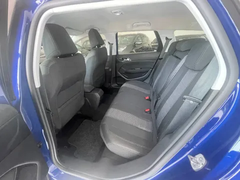 Peugeot 308 SW 1.5 bluehdi Allure s&s 130cv eat8 - Immagine 14