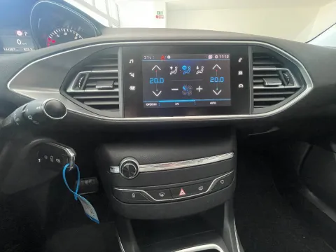 Peugeot 308 SW 1.5 bluehdi Allure s&s 130cv eat8 - Immagine 22