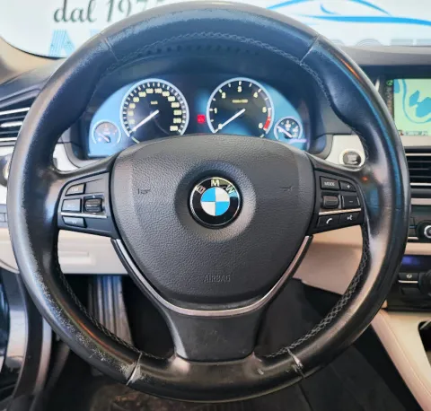 BMW 525d Touring xdrive Luxury auto E6 - Immagine 9