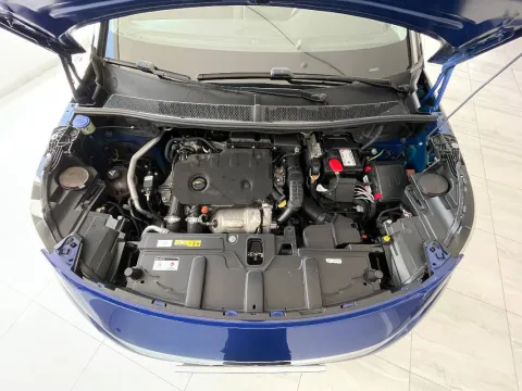 Peugeot 3008 1.5 bluehdi Business s&s 130cv eat8 - Immagine 4