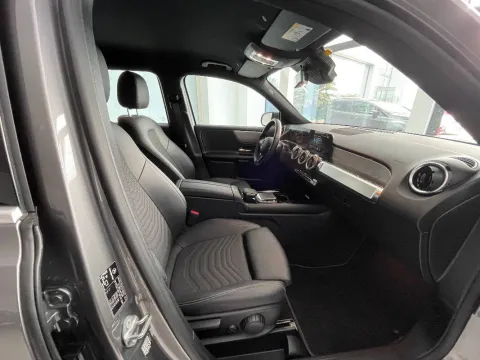 Mercedes GLB 200 Business Extra auto - Immagine 16