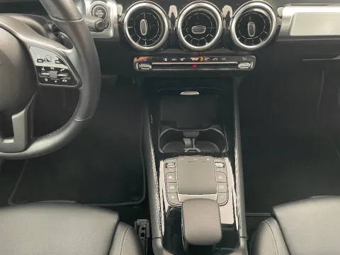 Mercedes GLB 200 Business Extra auto - Immagine 19