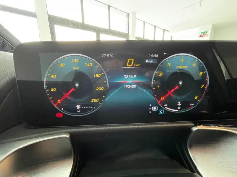 Mercedes GLB 200 Business Extra auto - Immagine 24