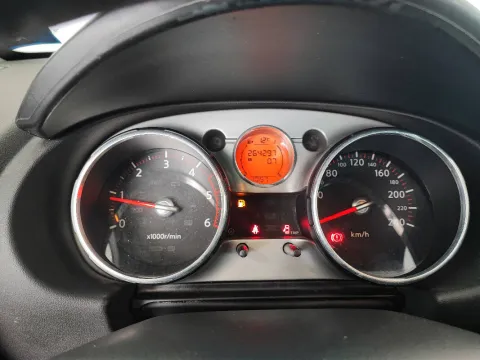 Nissan Qashqai 1.5 dci Tekna - Immagine 14