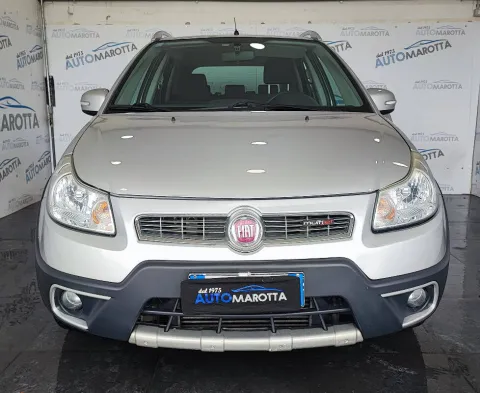 Fiat Sedici 2.0 mjt Emotion 4x4 135cv - Immagine 3
