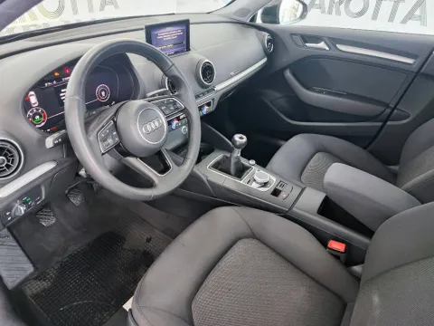 Audi A3 Sportback 30 1.6 tdi Admired 116cv - Immagine 10