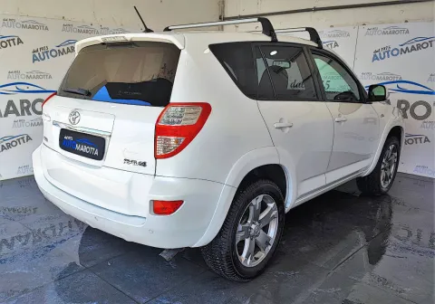 Toyota RAV4 Crossover 2.2 d-4d Executive 150cv auto - Immagine 5
