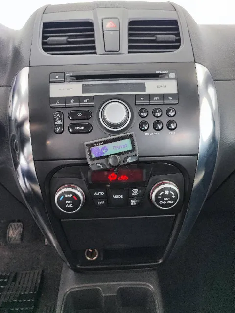 Fiat Sedici 2.0 mjt Emotion 4x4 135cv - Immagine 10
