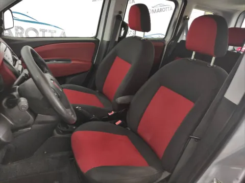Fiat Doblo 1.3 mjt 16v Emotion - Immagine 11