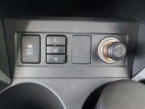 Toyota RAV4 Crossover 2.2 d-4d Executive 150cv auto - Immagine 19