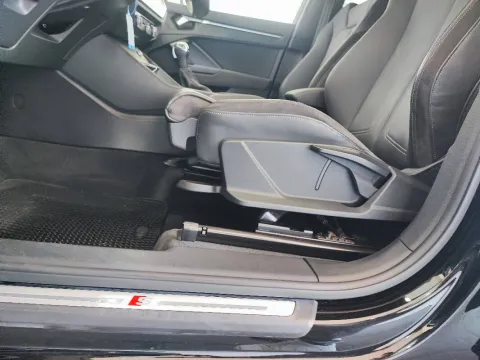 Audi Q3 Sportback 40 2.0 tdi Edition quattro 190cv s-tronic - Immagine 21