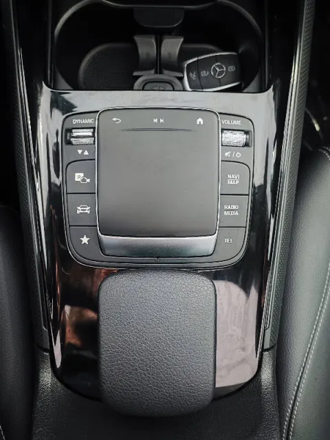 Mercedes GLB 180 d Sport Plus auto - Immagine 22