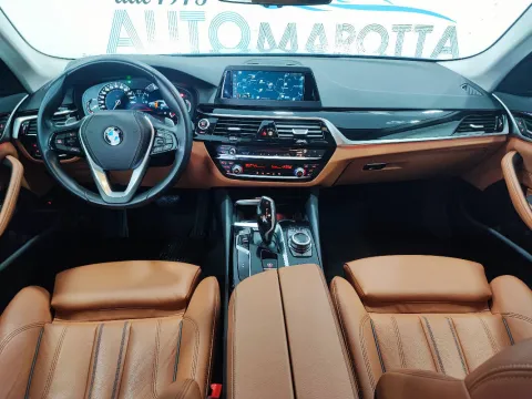 BMW 520d Touring xdrive Sport auto - Immagine 8