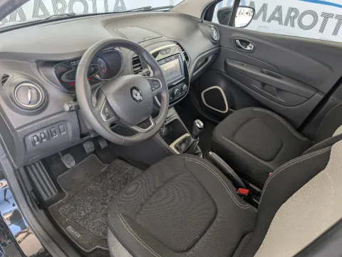Renault Captur 1.5 dci Zen 90cv - Immagine 10