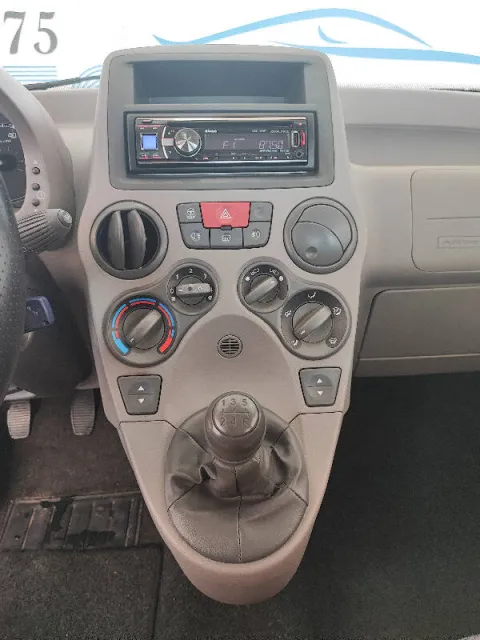 Fiat Panda 1.2 Climbing 4x4 - Immagine 9
