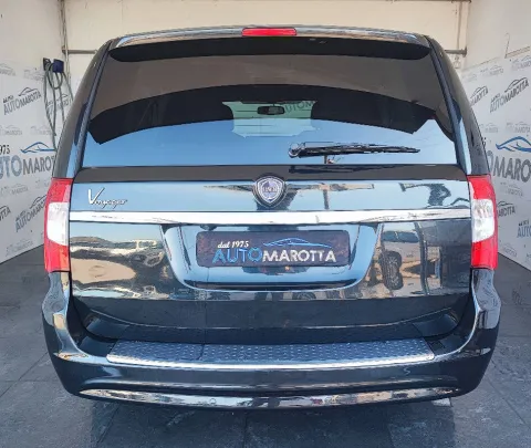 Lancia Voyager 2.8L Platinum 163cv auto - Immagine 6