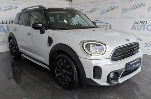 Mini Mini Countryman 2.0 Cooper D Business auto - Immagine 4