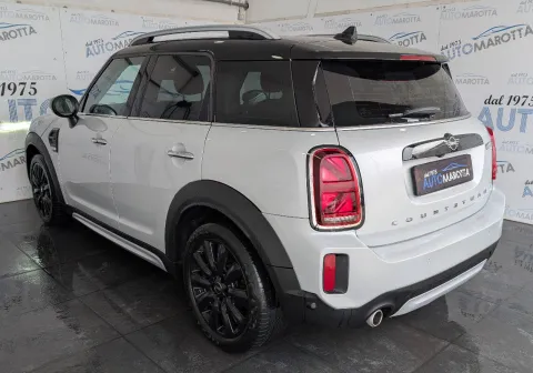 Mini Mini Countryman 2.0 Cooper D Business auto - Immagine 7