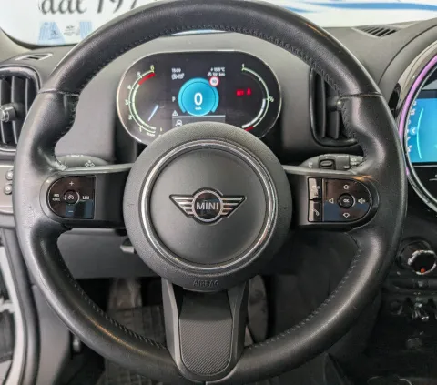 Mini Mini Countryman 2.0 Cooper D Business auto - Immagine 9