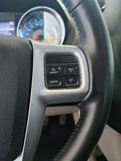 Lancia Voyager 2.8L Platinum 163cv auto - Immagine 12