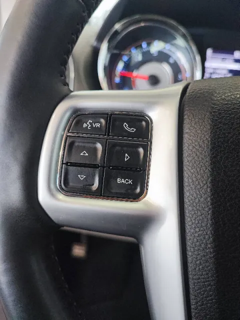 Lancia Voyager 2.8L Platinum 163cv auto - Immagine 13