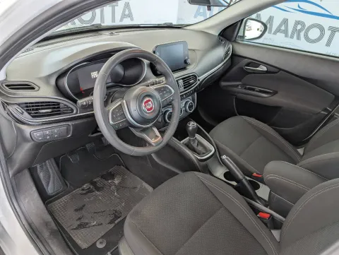 Fiat Tipo 5p 1.3 mjt Life s&s 95cv - Immagine 12