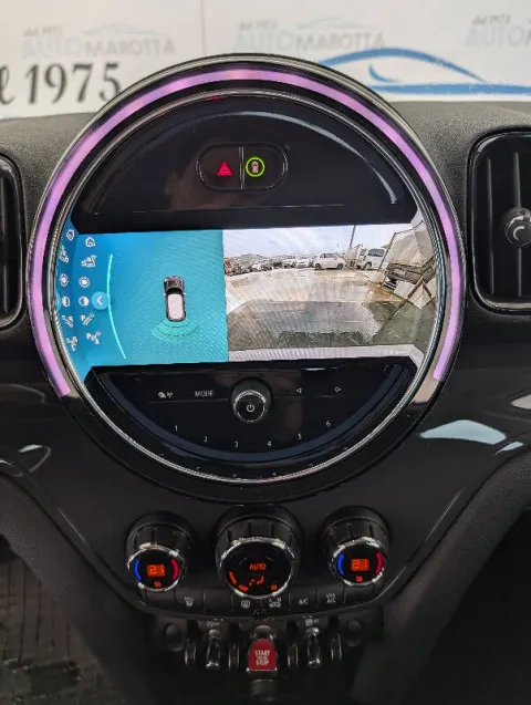 Mini Mini Countryman 2.0 Cooper D Business auto - Immagine 13