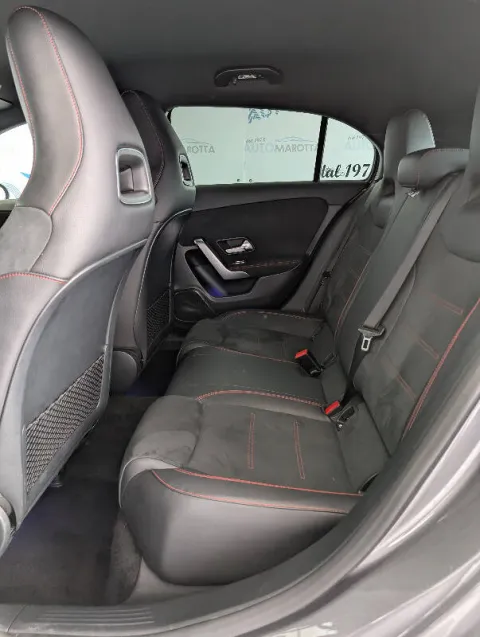 Mercedes A 160 d Premium - Immagine 23