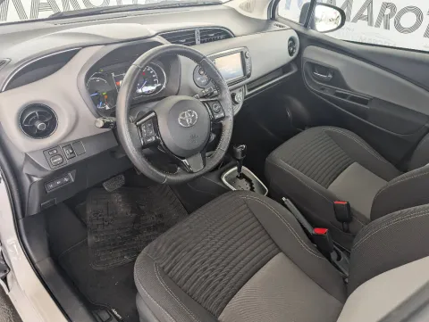 Toyota Yaris 5p 1.5h Active my18 - Immagine 12