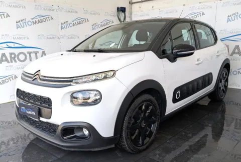 Citroen C3 1.5 bluehdi Shine s&s 100cv 5m - Immagine 1