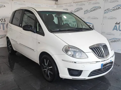 Lancia Musa 1.4 8v Platinum ecochic Gpl - Immagine 4