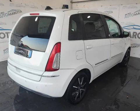 Lancia Musa 1.4 8v Platinum ecochic Gpl - Immagine 5