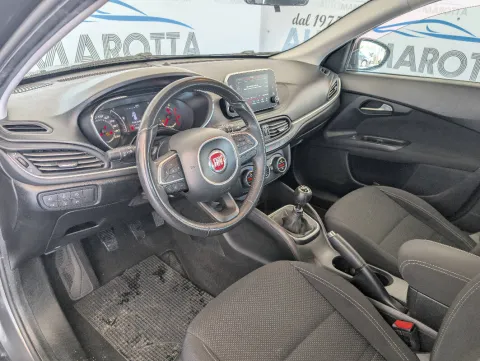 Fiat Tipo SW 1.6 mjt Lounge s&s 120cv - Immagine 11